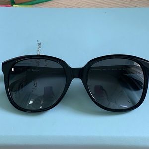 kate spade Bayleigh Sunglasses Black